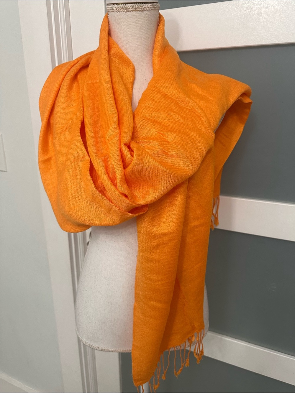 Thalassa Collection Vibrant Orange Cashmere Silk Scarf Shawl Wrap 71”x28” READ